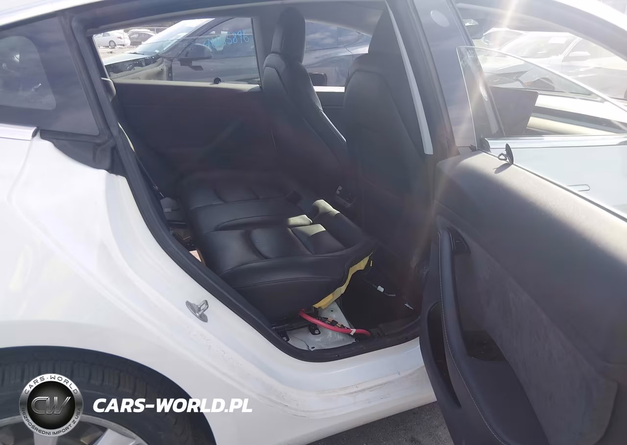 2018 Tesla Model 3 Long Range-Mid Range VIN:5YJ3E1EA3JF024981 - 8