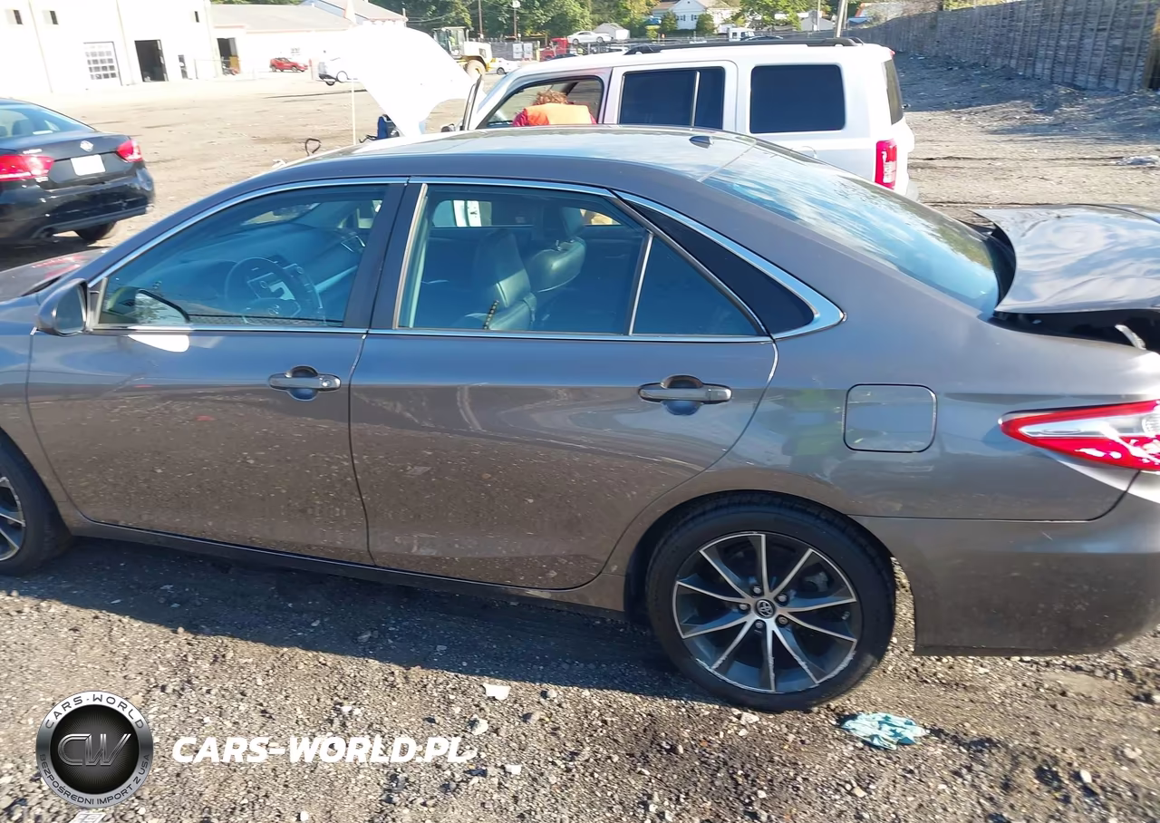 2017 Toyota Camry Xse VIN:4T1BF1FKXHU691074 - 14