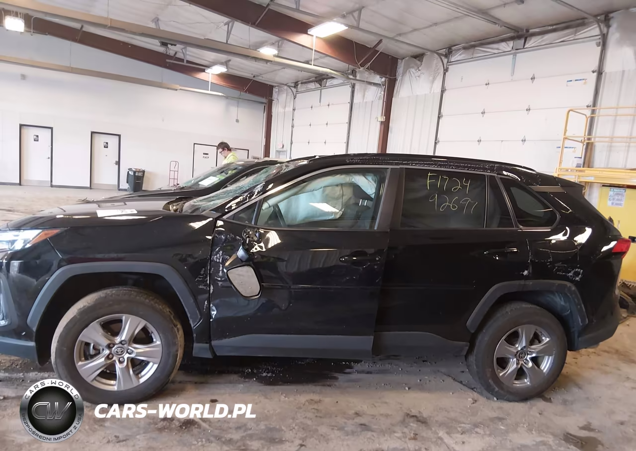 2025 Toyota Rav4 Xle VIN:2T3P1RFV6SW506093 - 14