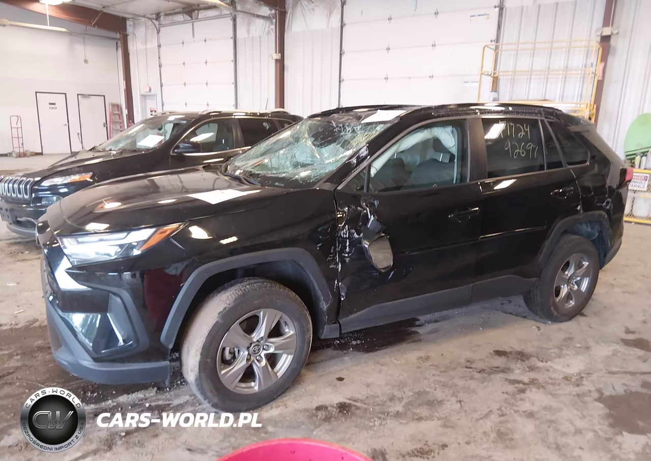 2025 Toyota Rav4 Xle VIN:2T3P1RFV6SW506093 - 2
