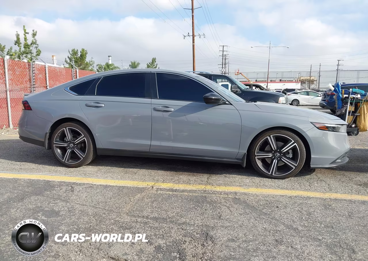2023 Honda Accord Hybrid Sport VIN:1HGCY2F56PA001289 - 13