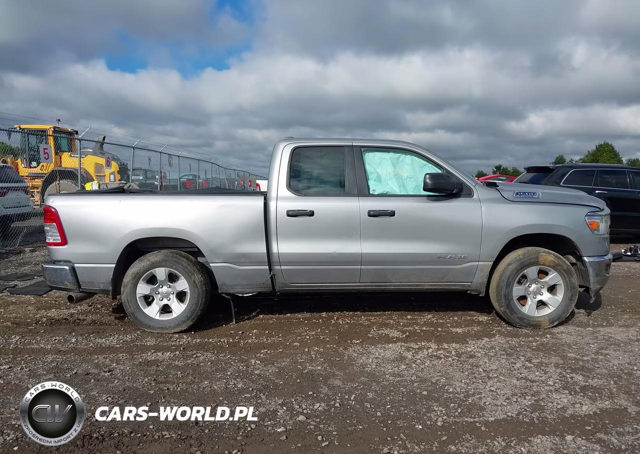 2023 Ram 1500 Big Horn 4X4 6'4 Box VIN:1C6RRFBG8PN548701 - 13