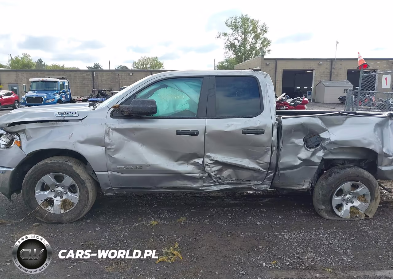 2023 Ram 1500 Big Horn 4X4 6'4 Box VIN:1C6RRFBG8PN548701 - 14