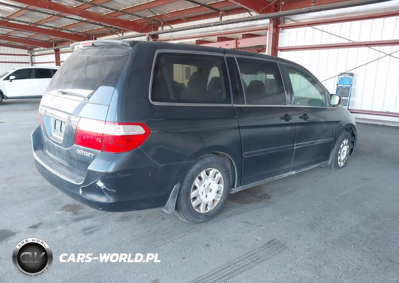 2005 Honda Odyssey Lx VIN:5FNRL38265B098384 - 4