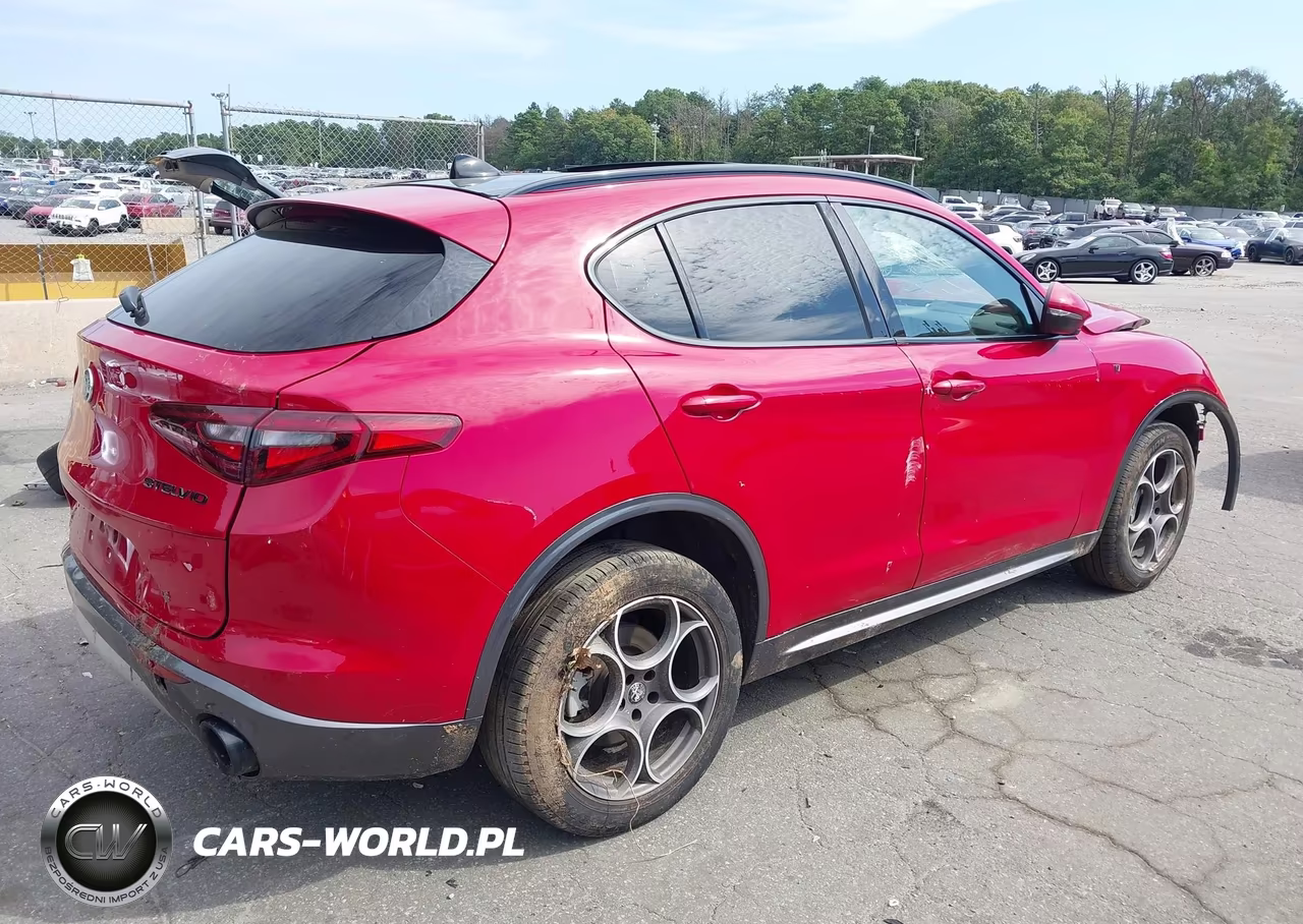 2022 Alfa Romeo Stelvio Ti Awd VIN:ZASPAKBN0N7D39945 - 4