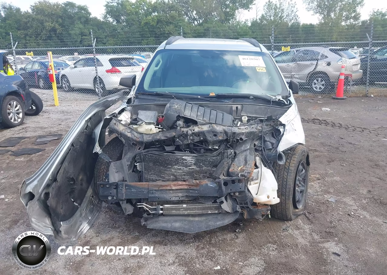 2011 Chevrolet Traverse Ls VIN:1GNKVFED2BJ255682 - 12