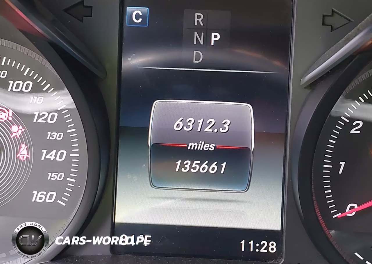 2018 Mercedes-Benz C 300 VIN:55SWF4JB8JU241256 - 7