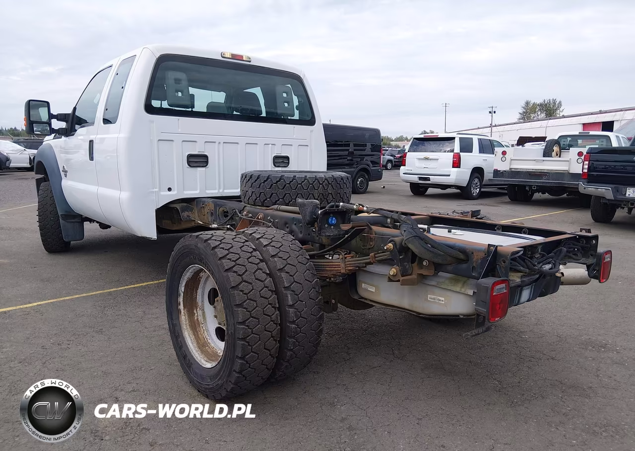 2012 Ford F-550 Chassis Xl VIN:1FD0X5HT1CEC51099 - 3