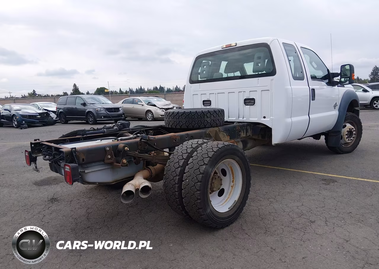 2012 Ford F-550 Chassis Xl VIN:1FD0X5HT1CEC51099 - 4