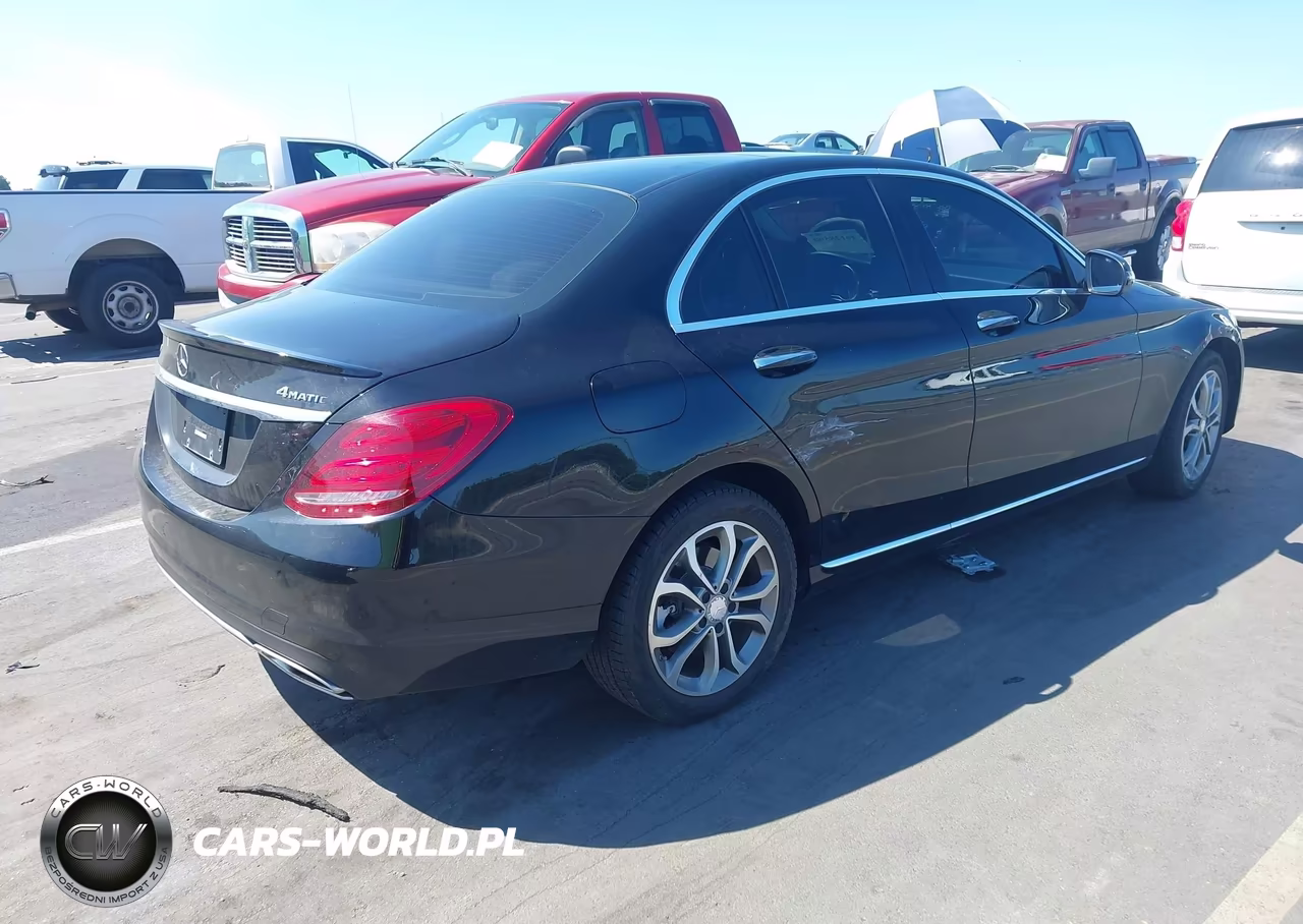 2016 Mercedes-Benz C 300 4Matic VIN:55SWF4KB7GU175497 - 4