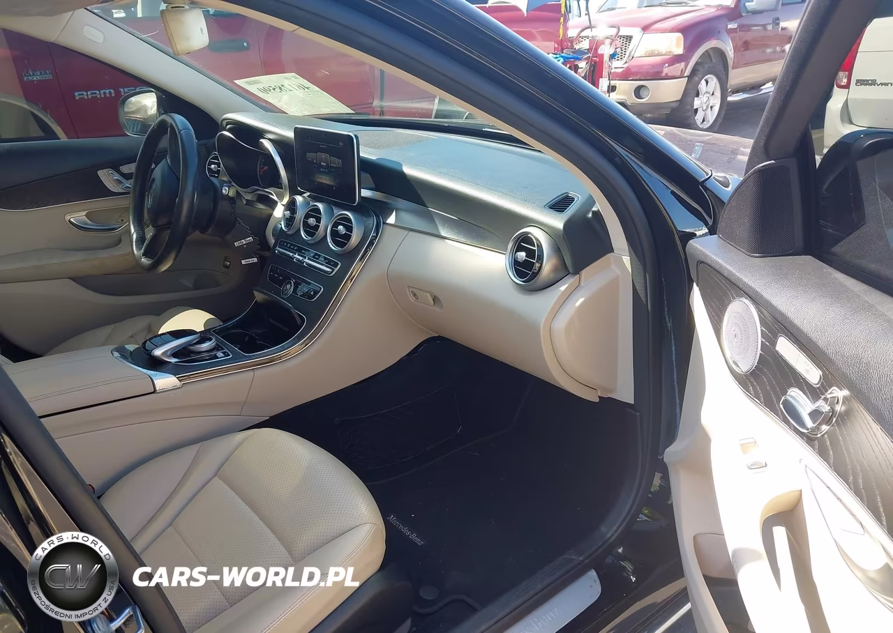 2016 Mercedes-Benz C 300 4Matic VIN:55SWF4KB7GU175497 - 5