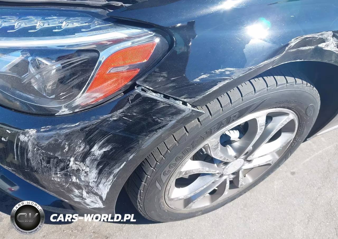 2016 Mercedes-Benz C 300 4Matic VIN:55SWF4KB7GU175497 - 6