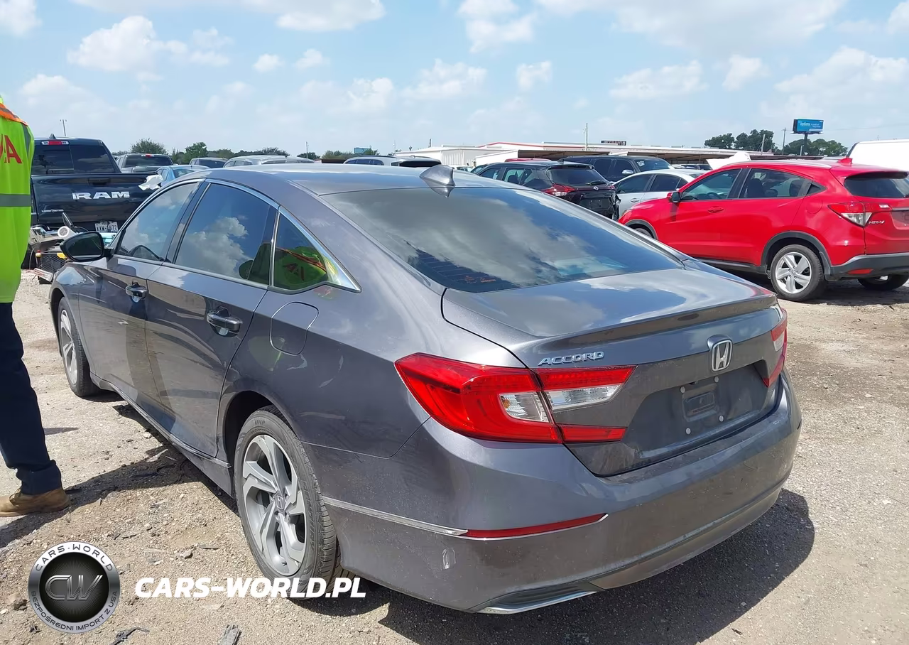 2020 Honda Accord Ex VIN:1HGCV1F44LA137943 - 3