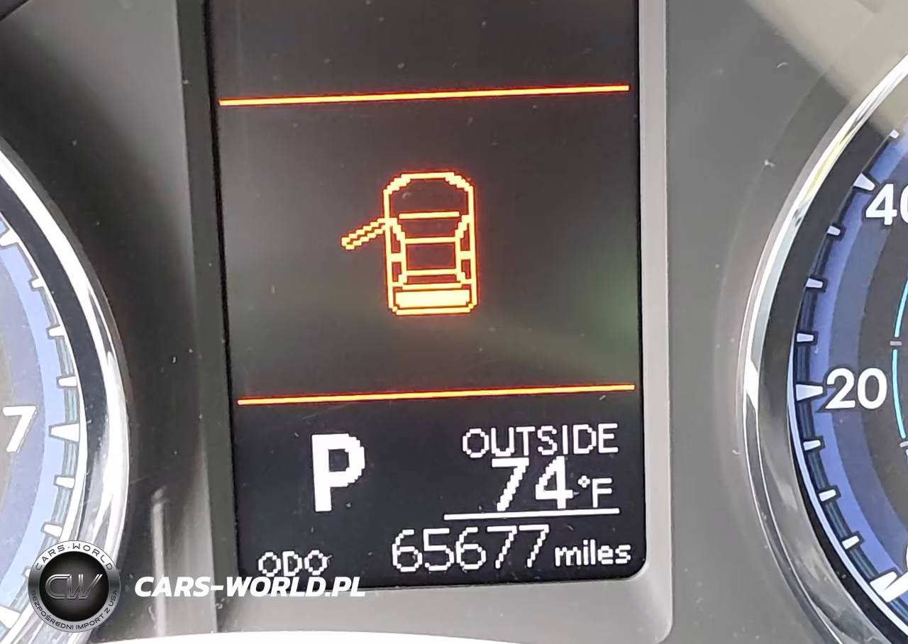 2018 Toyota Corolla Le VIN:5YFBURHE5JP813374 - 15