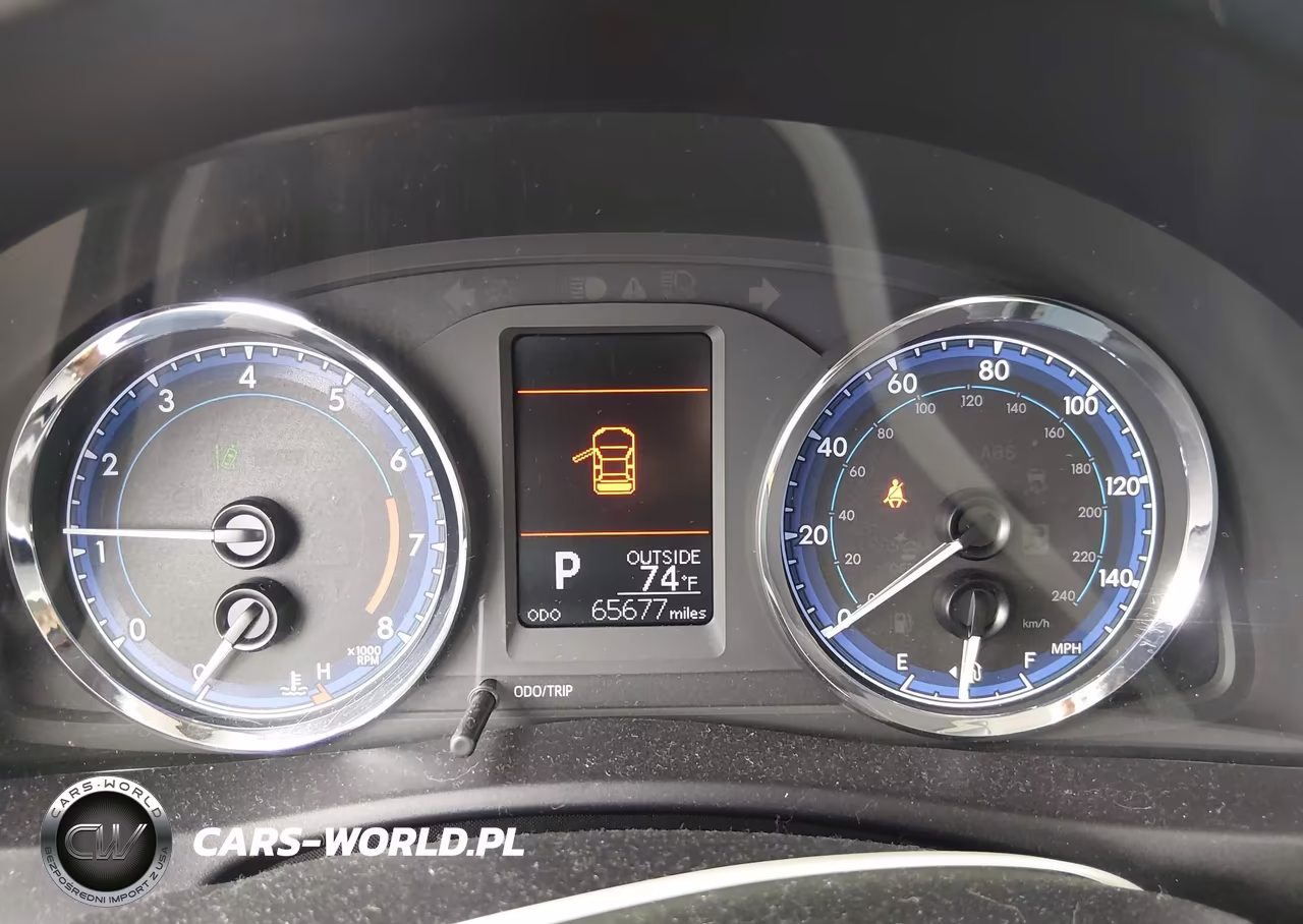 2018 Toyota Corolla Le VIN:5YFBURHE5JP813374 - 7