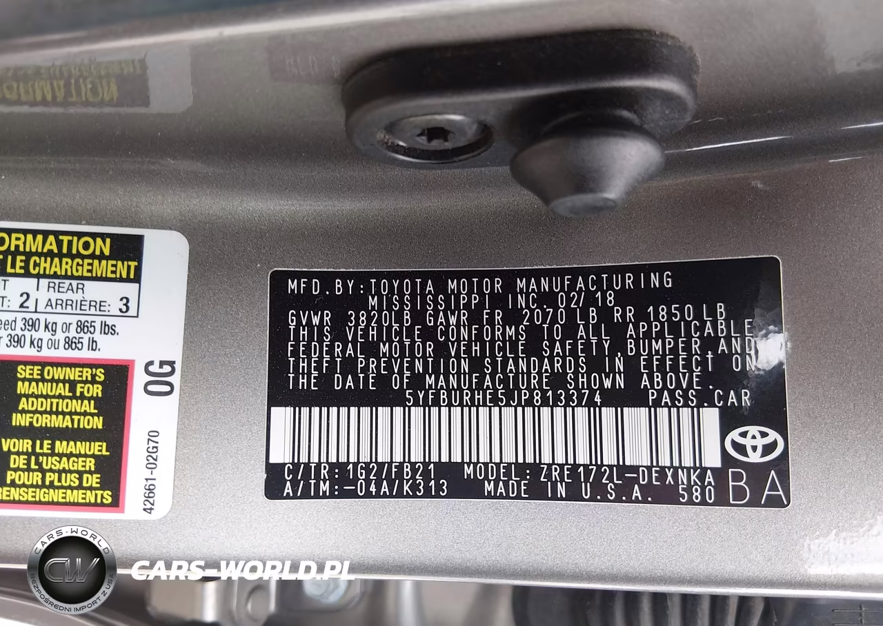 2018 Toyota Corolla Le VIN:5YFBURHE5JP813374 - 9