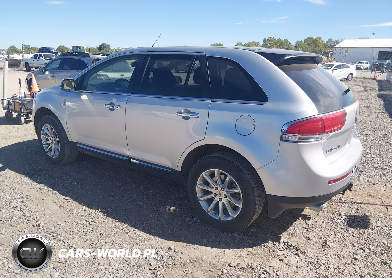 2013 Lincoln Mkx VIN:2LMDJ8JK2DBL03718 - 3