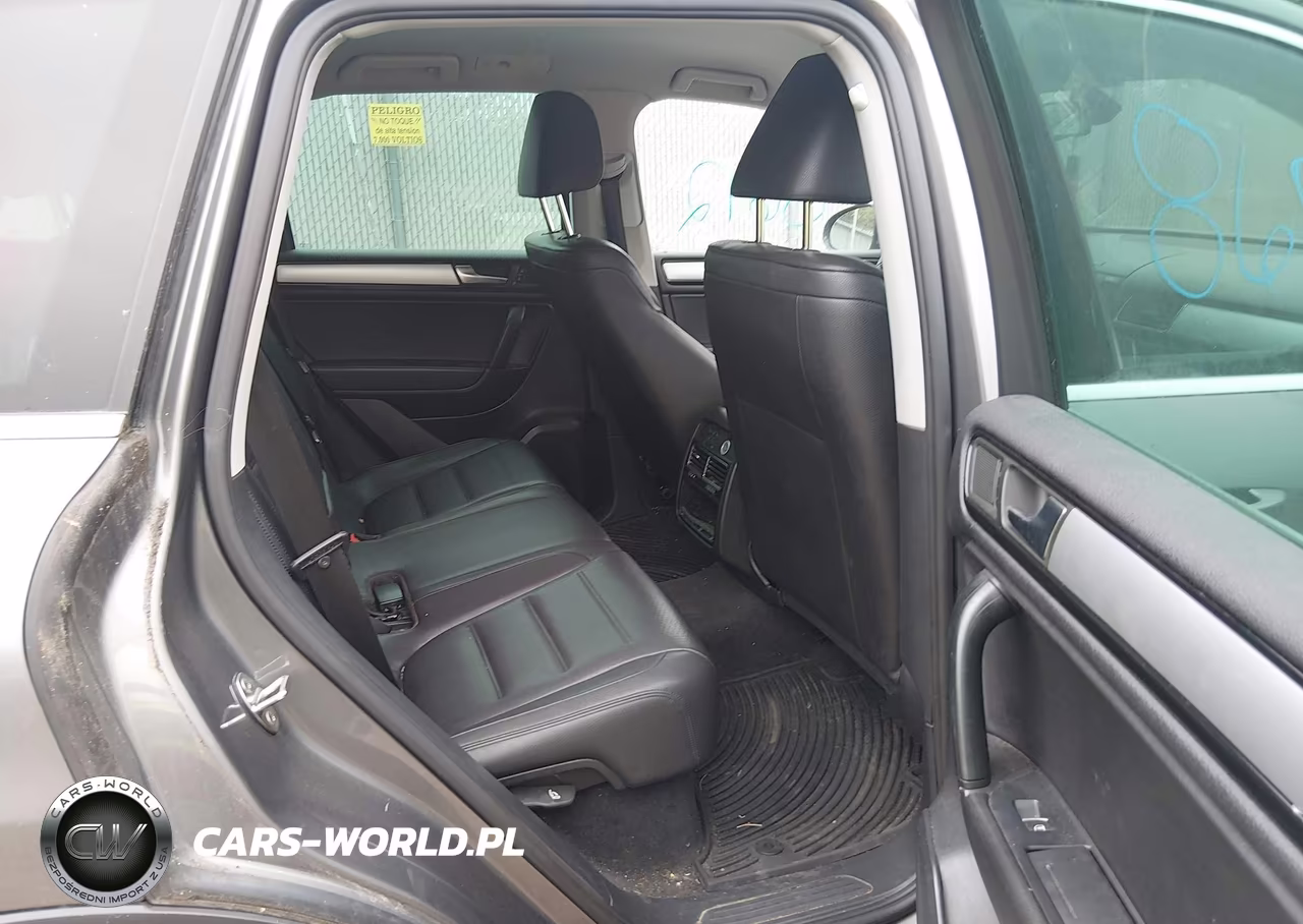 2012 Volkswagen Touareg Vr6 Sport VIN:WVGEF9BP2CD007897 - 8