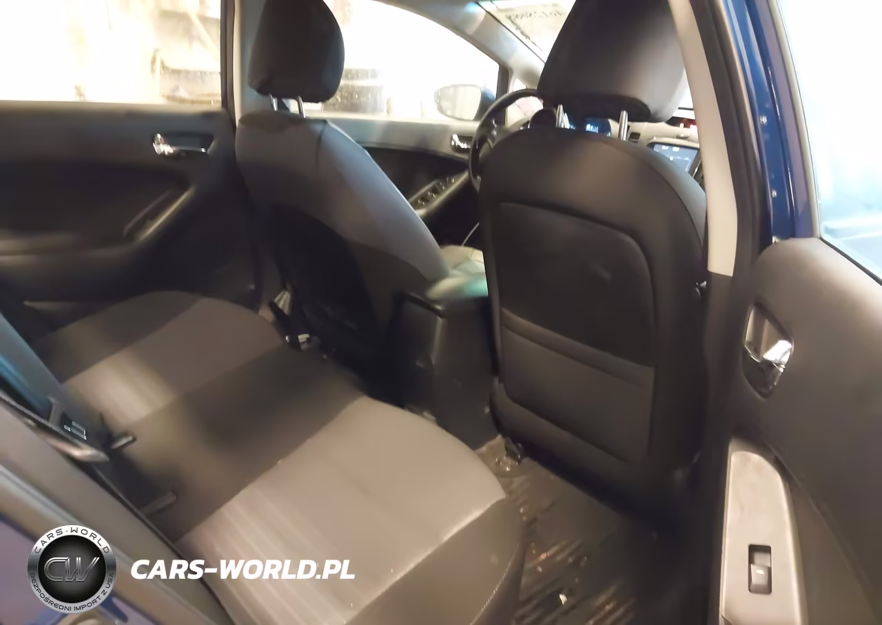 2017 Kia Forte S VIN:3KPFL4A75HE125941 - 8