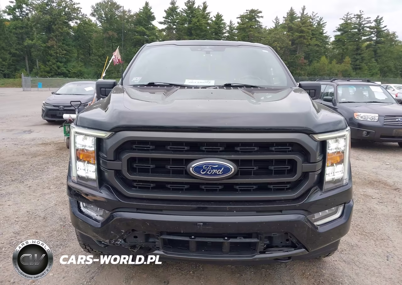 2023 Ford F-150 Xlt VIN:1FTFW1E87PFA37633 - 13