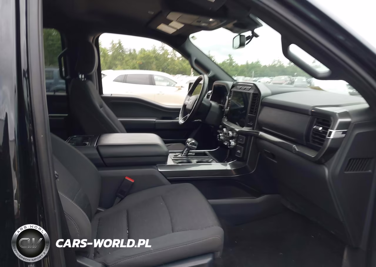 2023 Ford F-150 Xlt VIN:1FTFW1E87PFA37633 - 5