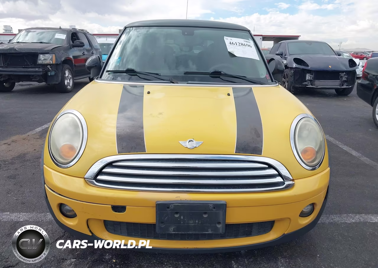 2008 Mini Cooper VIN:WMWMF33548TU68149 - 6