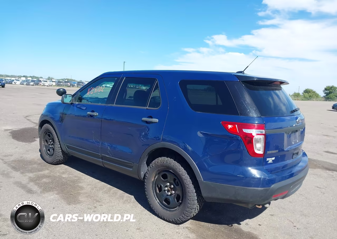 2014 Ford Utility Police Interceptor VIN:1FM5K8AR2EGA70671 - 3