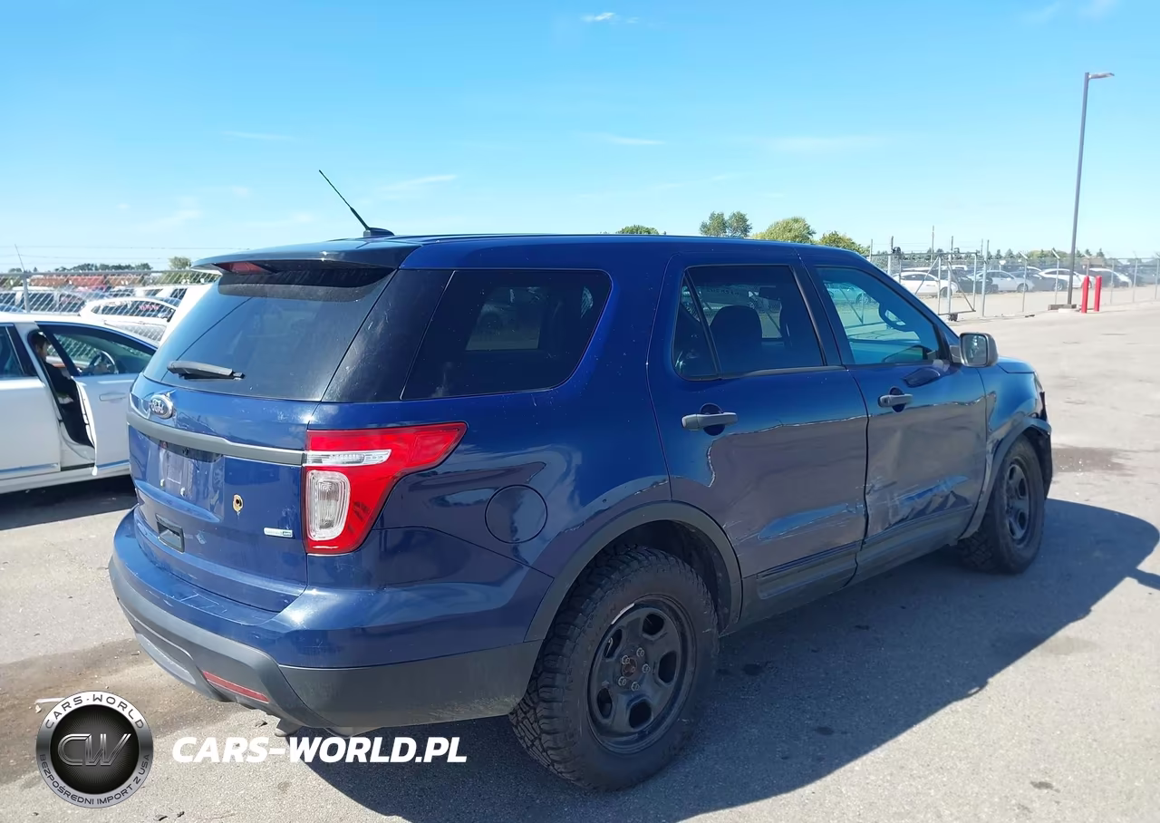 2014 Ford Utility Police Interceptor VIN:1FM5K8AR2EGA70671 - 4