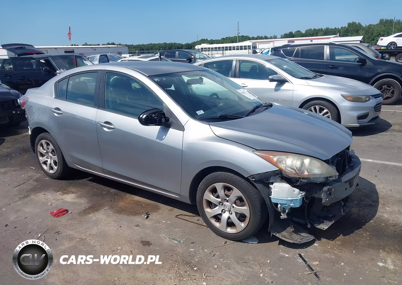 2013 Mazda Mazda3 I Sv