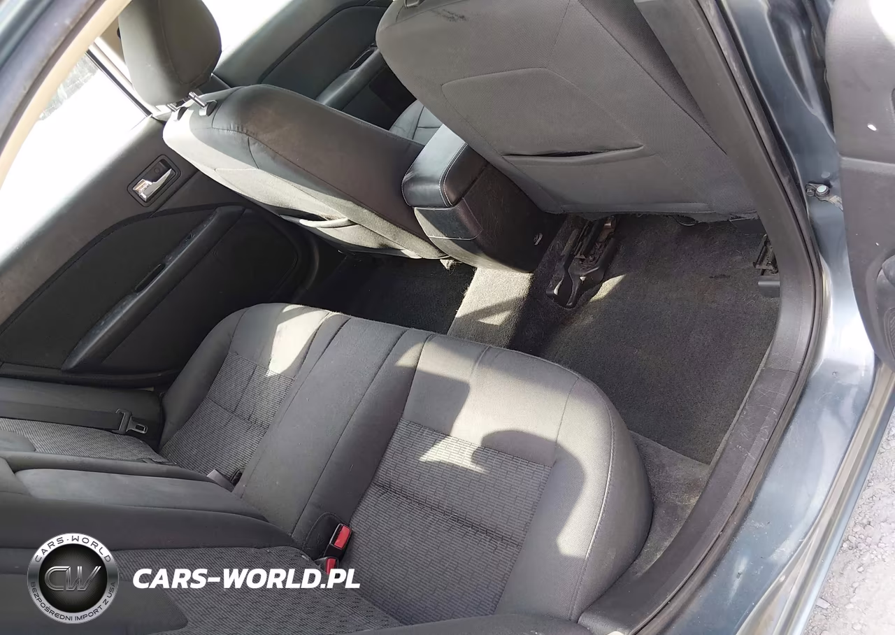 2011 Ford Fusion Se VIN:3FAHP0HA9BR199764 - 8