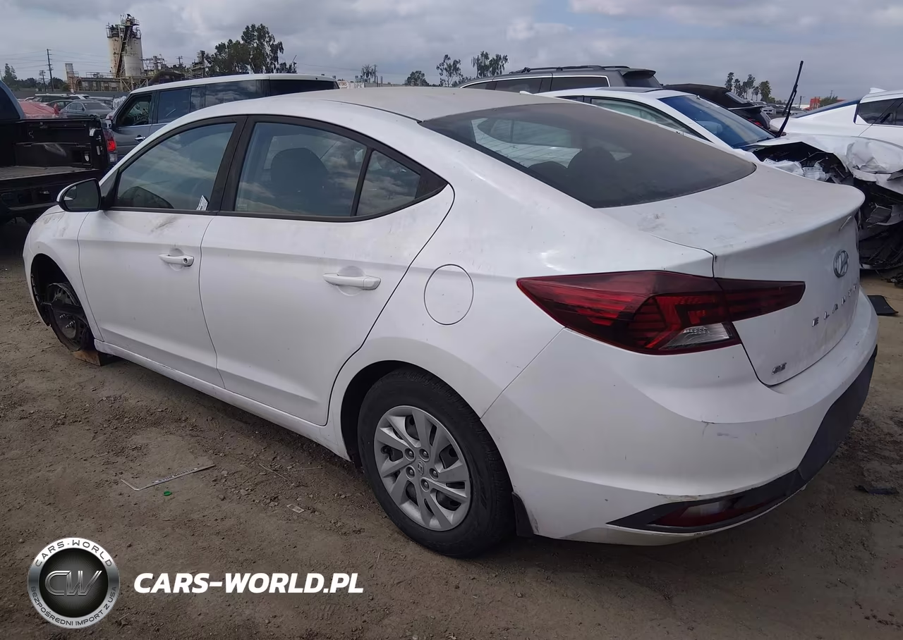2019 Hyundai Elantra Se VIN:5NPD74LF6KH472908 - 3