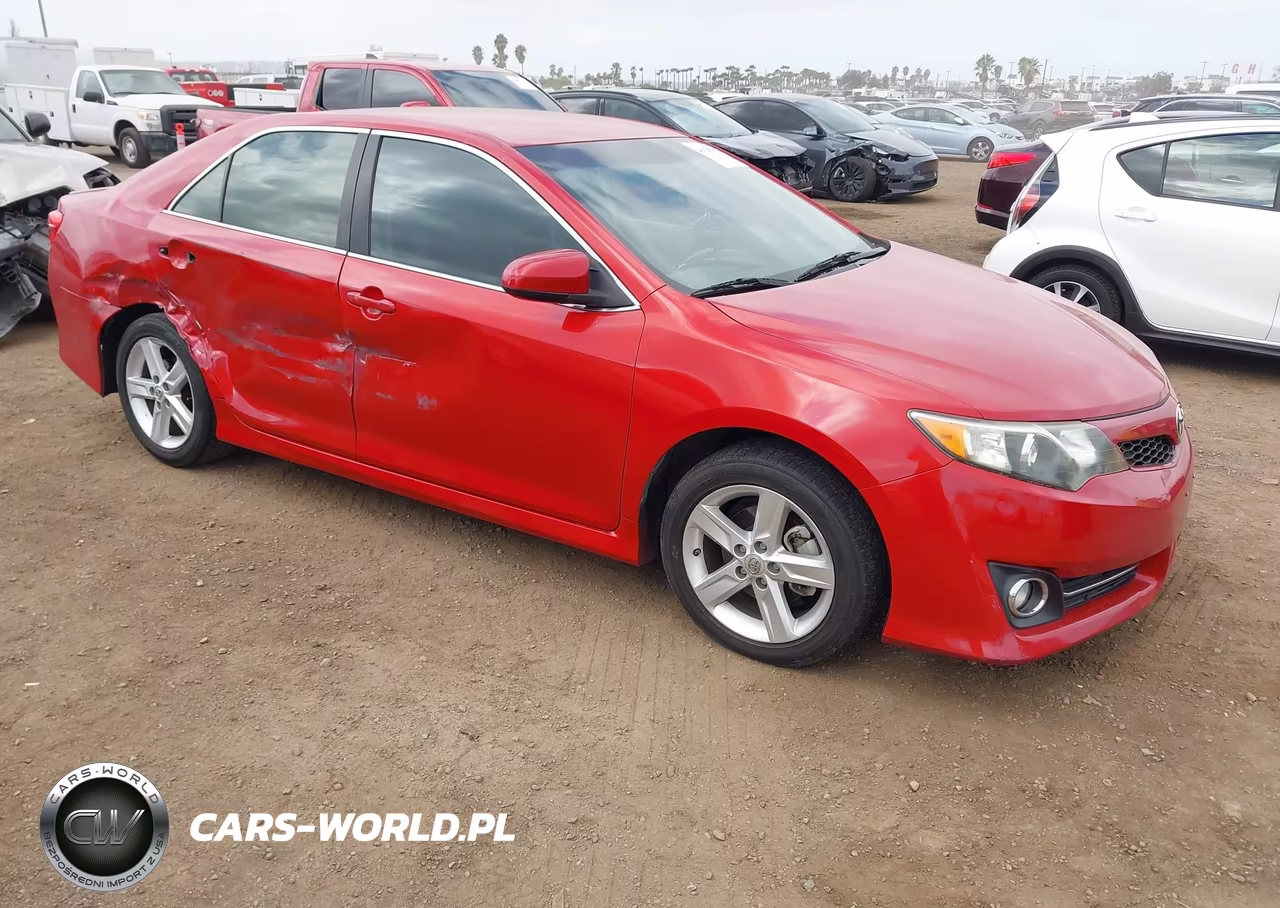 2012 Toyota Camry Se – zdjęcie 1 z 11