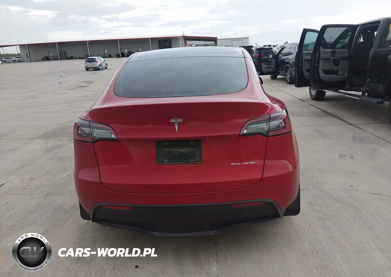 2021 Tesla Model Y Performance Dual Motor All-Wheel Drive VIN:5YJYGDEF1MF194547 - 16