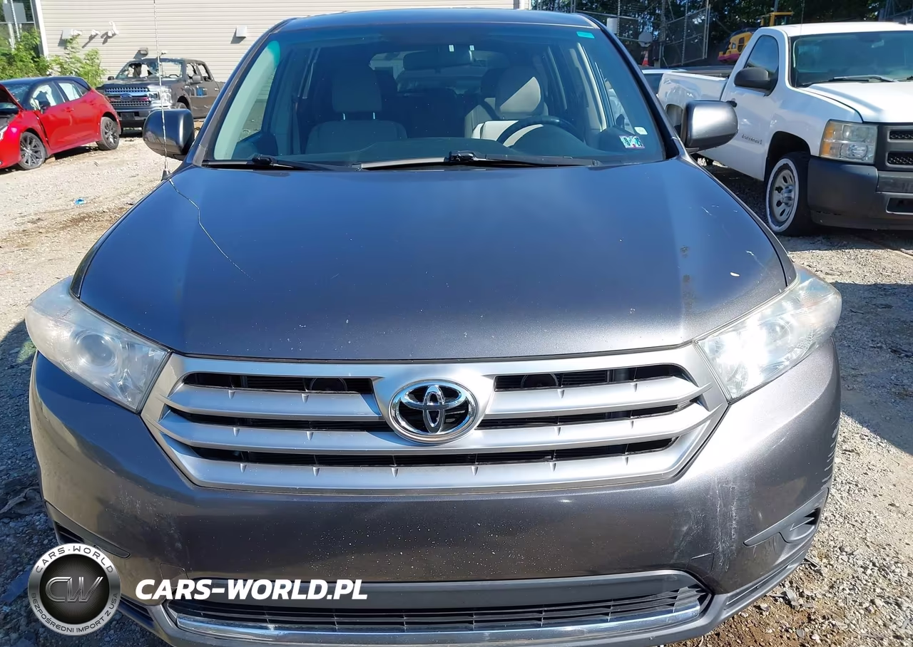 2011 Toyota Highlander Base V6 VIN:5TDBK3EH0BS068186 - 12
