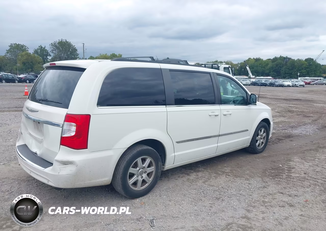 2012 Chrysler Town & Country Touring-L VIN:2C4RC1CG3CR150935 - 4