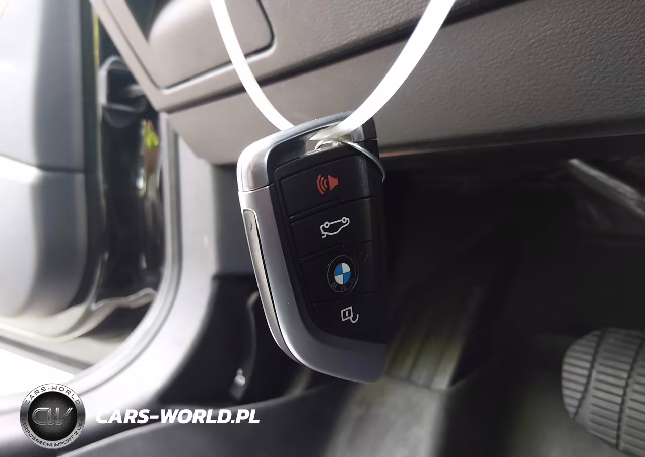 2016 BMW X1 xDrive28I VIN:WBXHT3Z37G4A48953 - 11