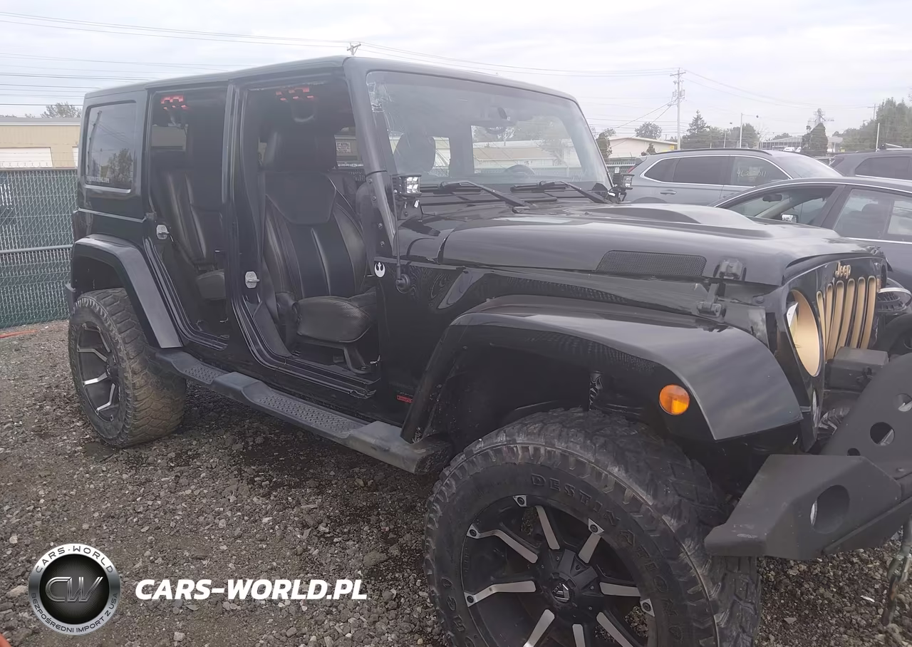2014 Jeep Wrangler Unlimited Sahara VIN:1C4HJWEGXEL170252 - 13
