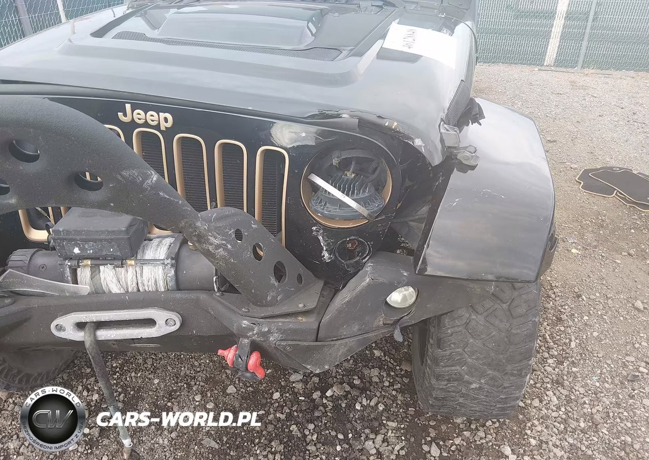 2014 Jeep Wrangler Unlimited Sahara VIN:1C4HJWEGXEL170252 - 6
