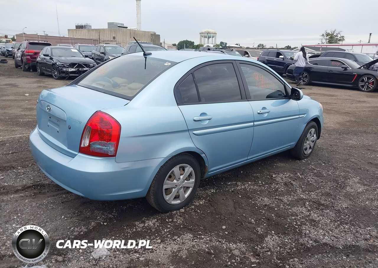 2011 Hyundai Accent Gls VIN:KMHCN4AC1BU574676 - 4