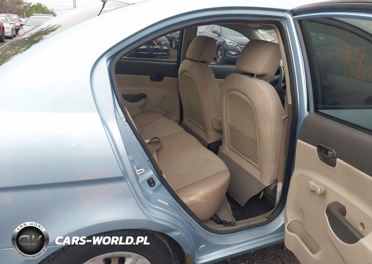 2011 Hyundai Accent Gls VIN:KMHCN4AC1BU574676 - 8
