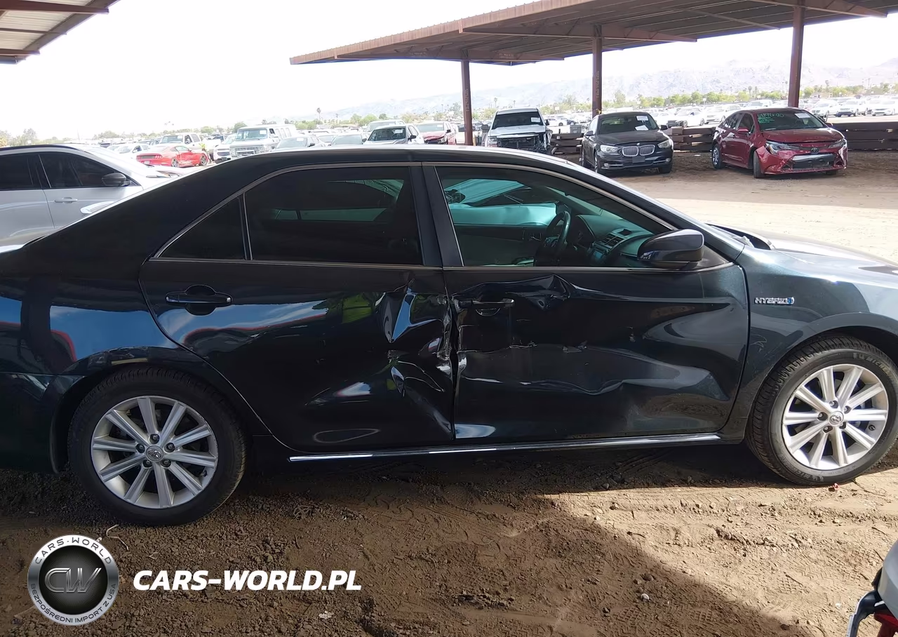 2013 Toyota Camry Hybrid-Le-Xle VIN:4T1BD1FK8DU068178 - 13