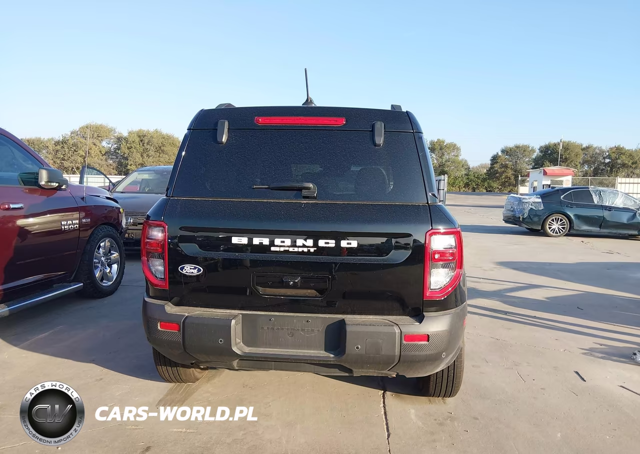 2026 Ford Bronco Sport Outer Banks VIN:3FMCR9CN6TRE01194 - 16