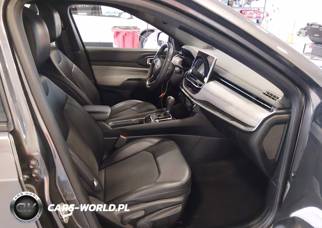 2024 Jeep Compass Latitude 4X4 VIN:3C4NJDBNXRT603704 - 5