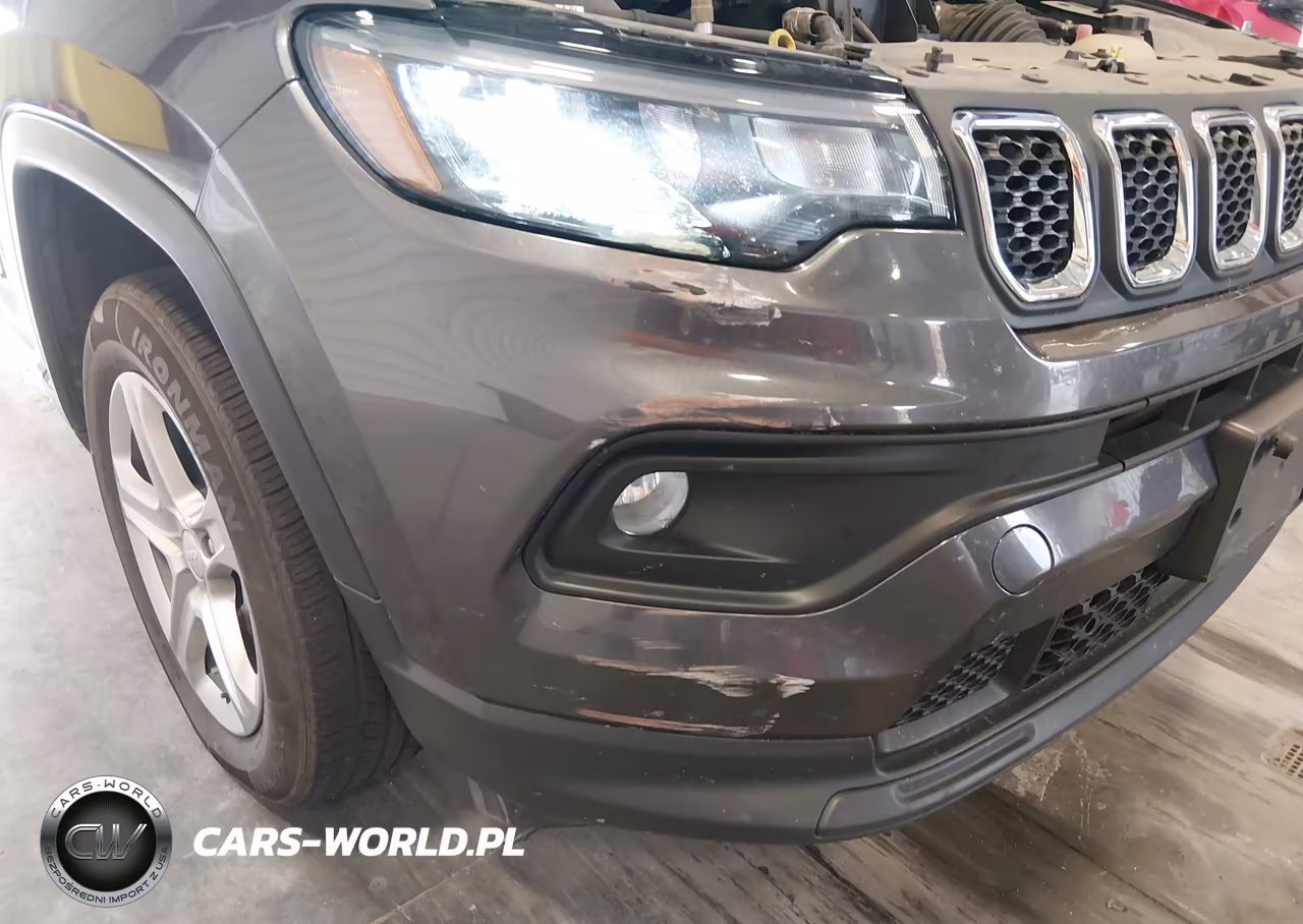 2024 Jeep Compass Latitude 4X4 VIN:3C4NJDBNXRT603704 - 6