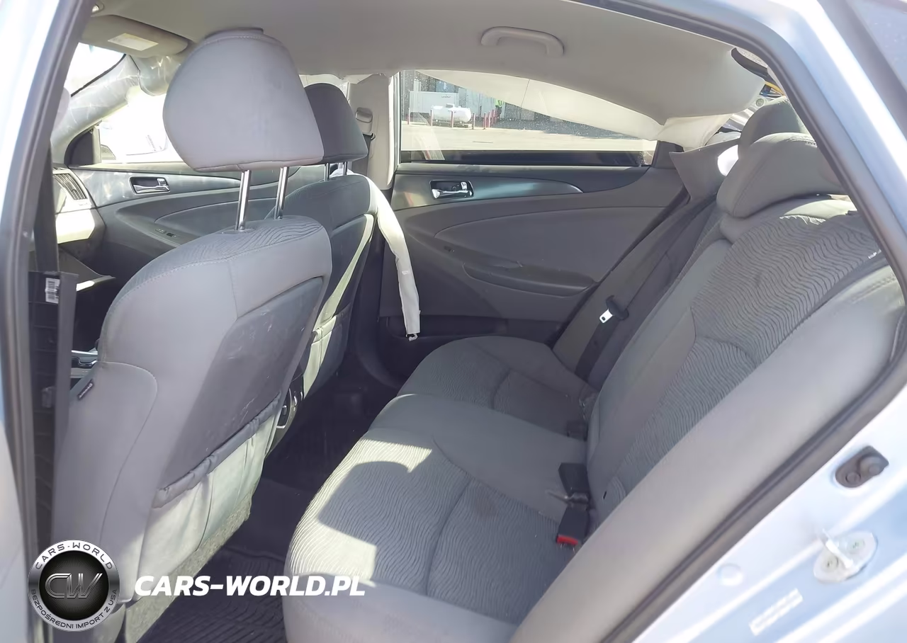 2013 Hyundai Sonata Hybrid VIN:KMHEC4A45DA088996 - 8