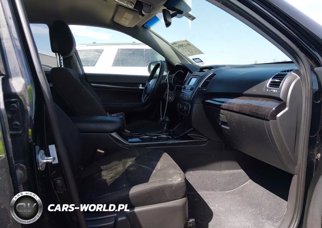2014 Kia Sorento Lx VIN:5XYKT4A69EG519768 - 5