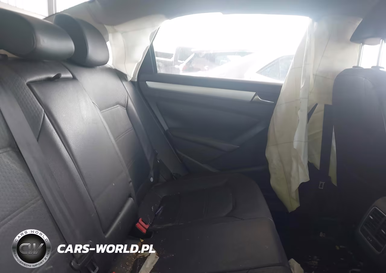 2013 Volkswagen Passat 2.0L Tdi Se VIN:1VWBN7A34DC143966 - 8