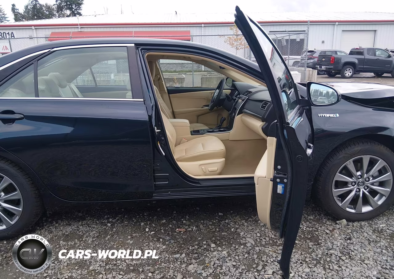 2016 Toyota Camry Hybrid Xle VIN:4T1BD1FK5GU182840 - 5