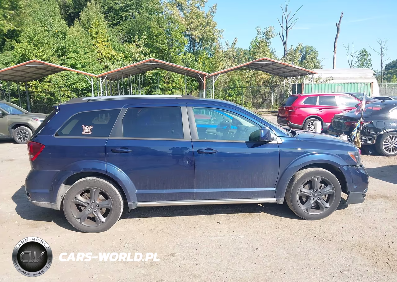 2018 Dodge Journey Crossroad VIN:3C4PDCGB5JT353334 - 13