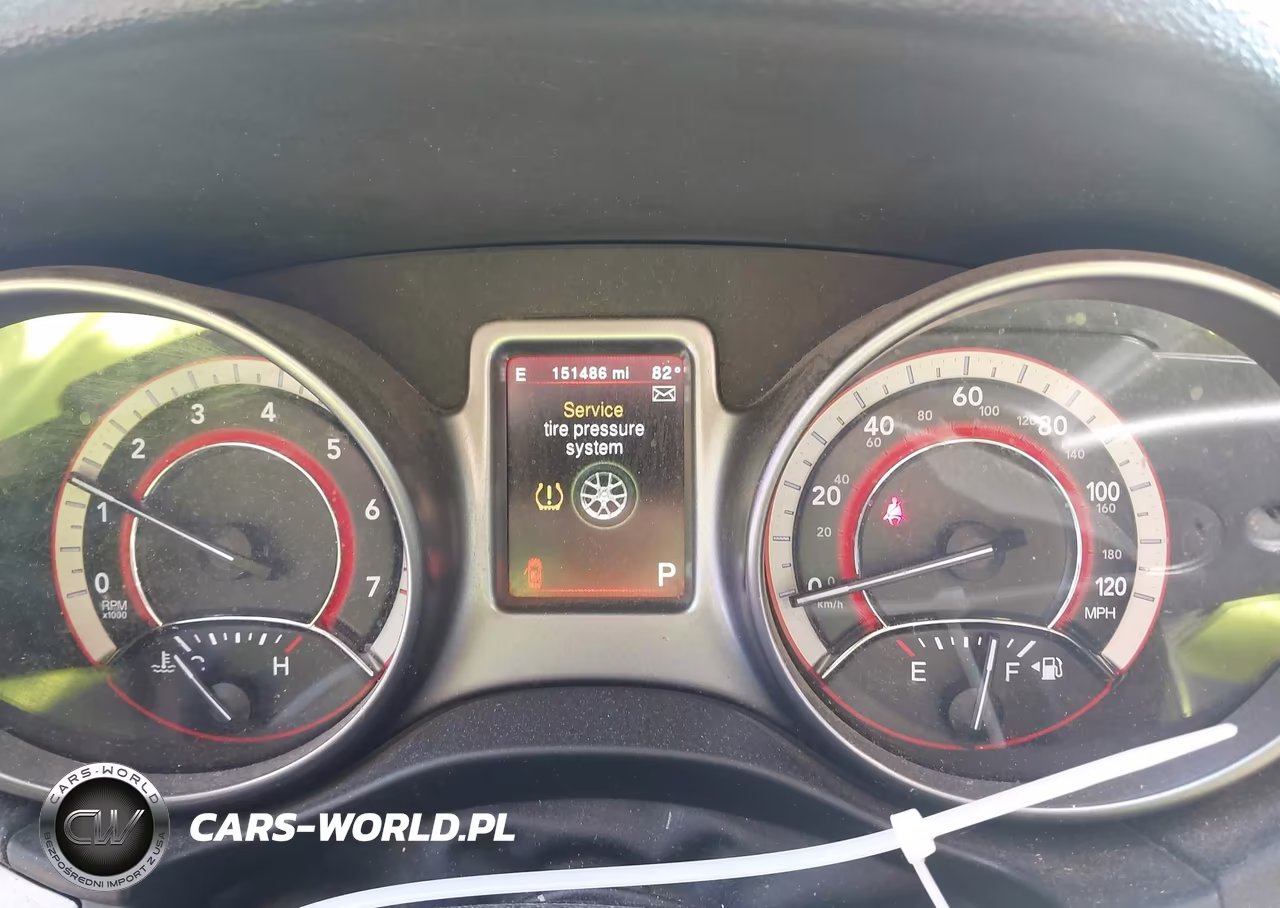 2018 Dodge Journey Crossroad VIN:3C4PDCGB5JT353334 - 7